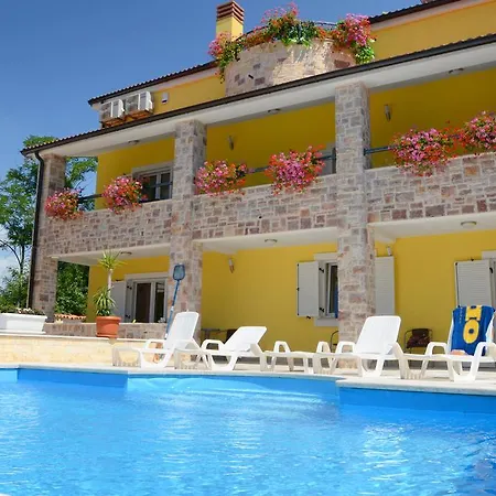 Apartments Villa Mimi Višnjan Pokoj fotografie